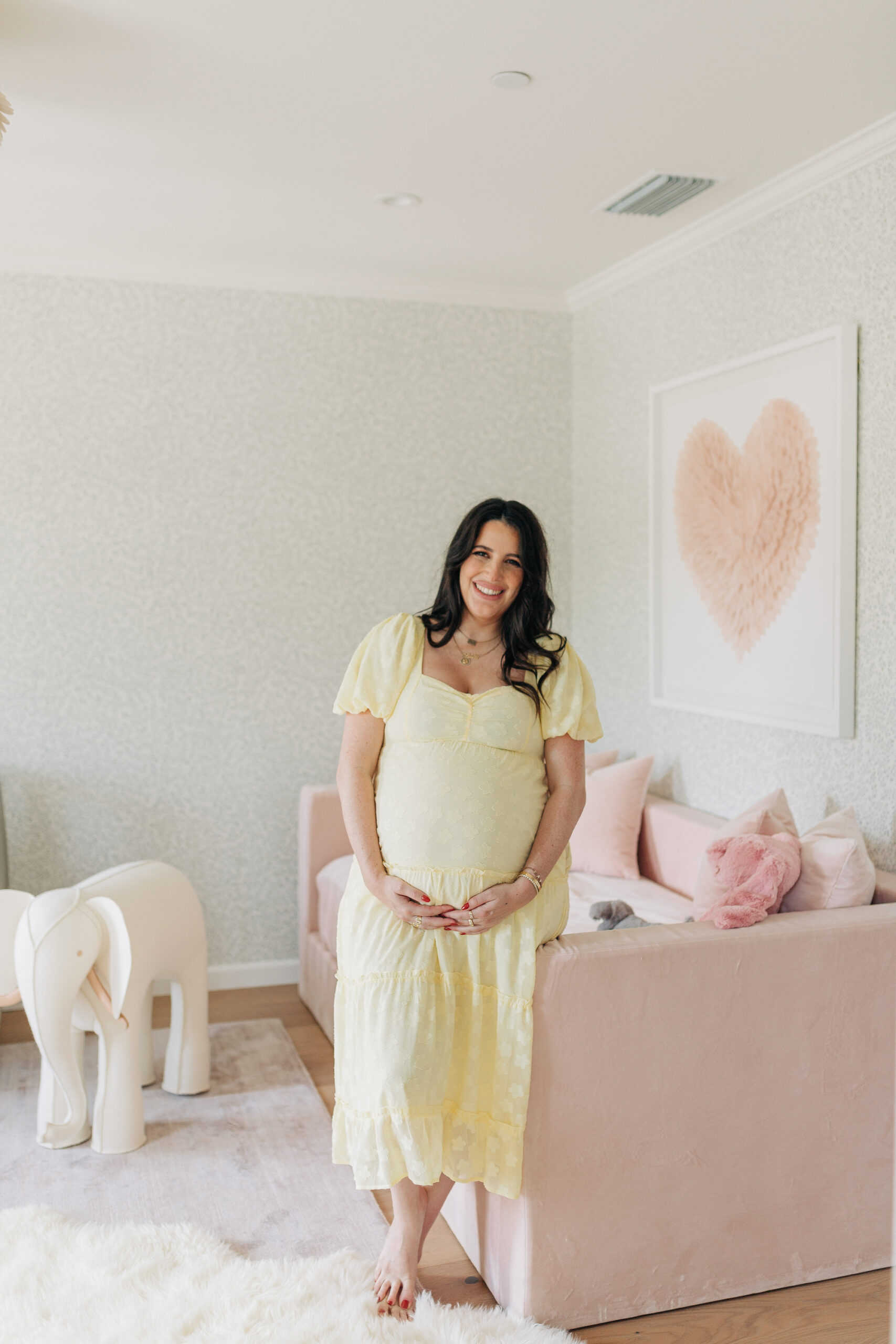 pregnant lindsey carter set active founder mini magazine
